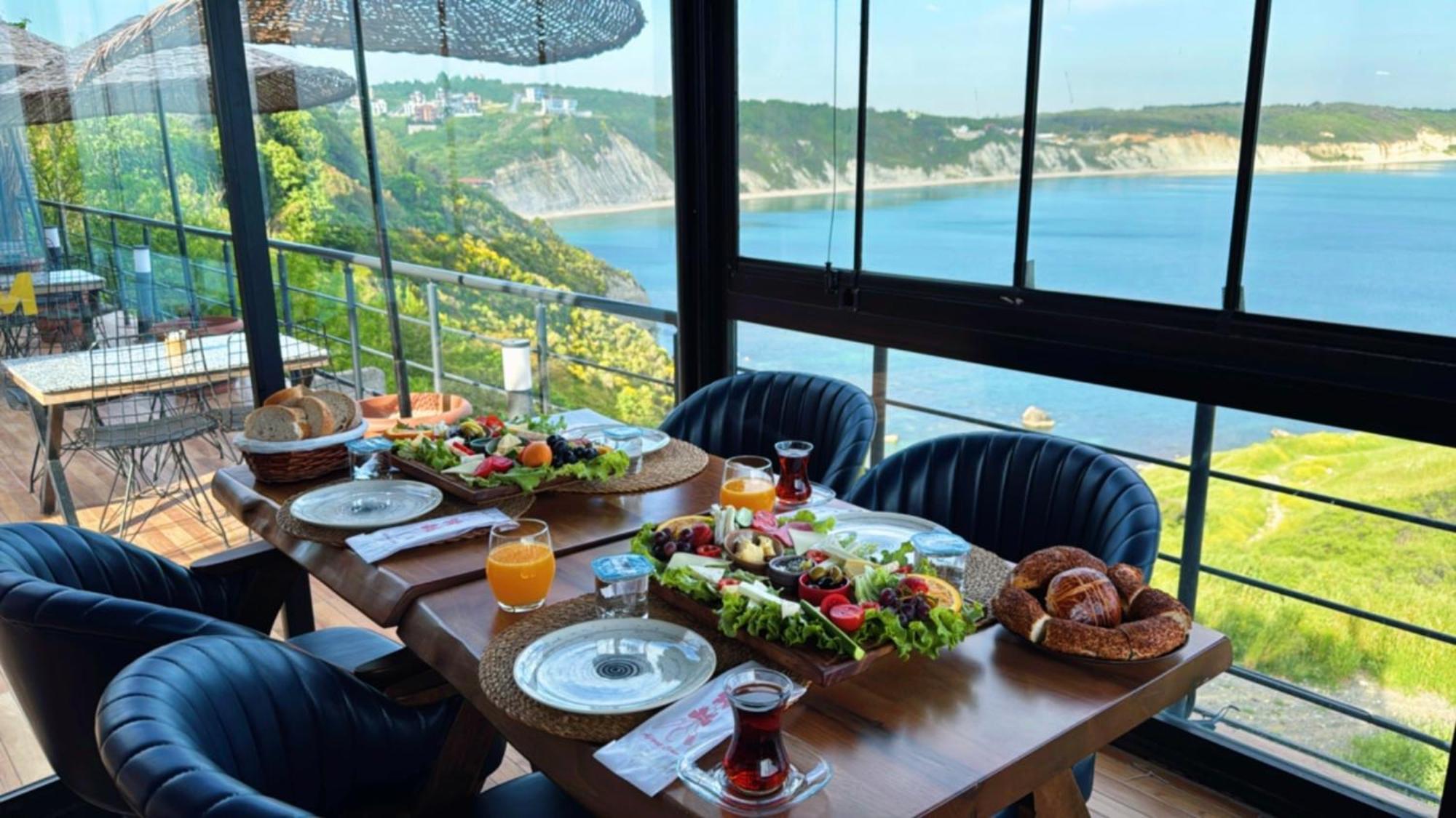 Marina Fener Hotel Istanbul Airport Karaburun  Eksteriør billede